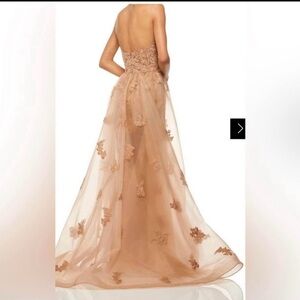 Sherri Hill NWOT PROM, FORMAL, WEDDING size 4. Never worn- Mocha/Lace